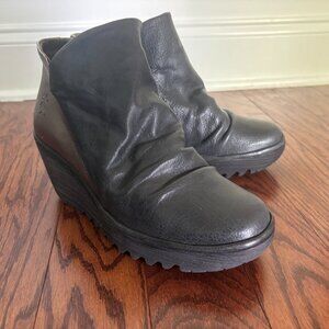 Brand New FLY London Yip Boots – Black & Bronze – Size 38 (Fits 7.5)